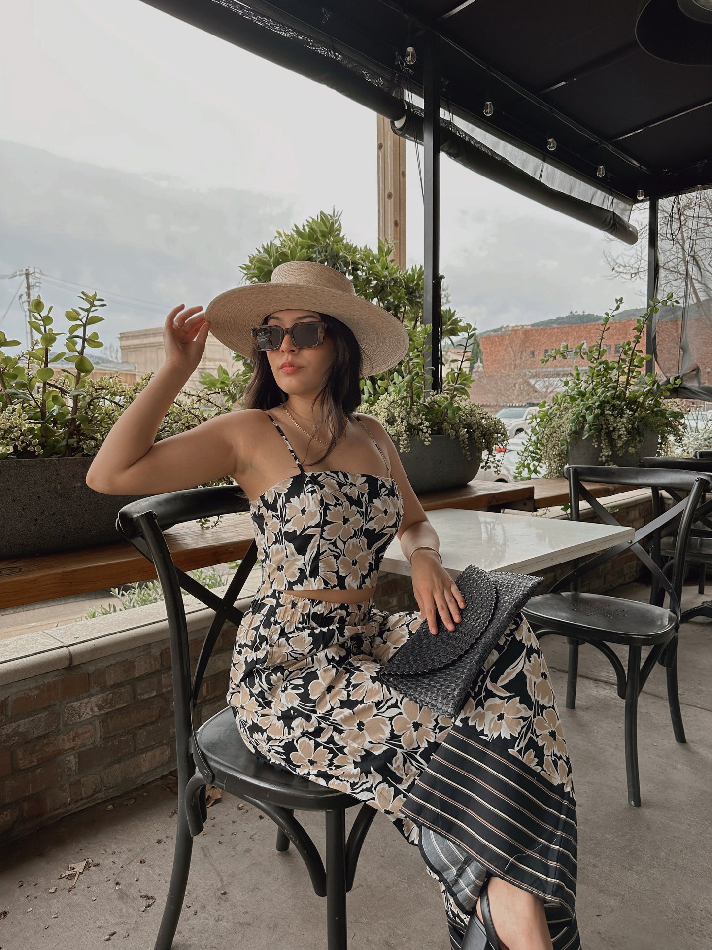 Florencia Spaghetti Strap Crop Top