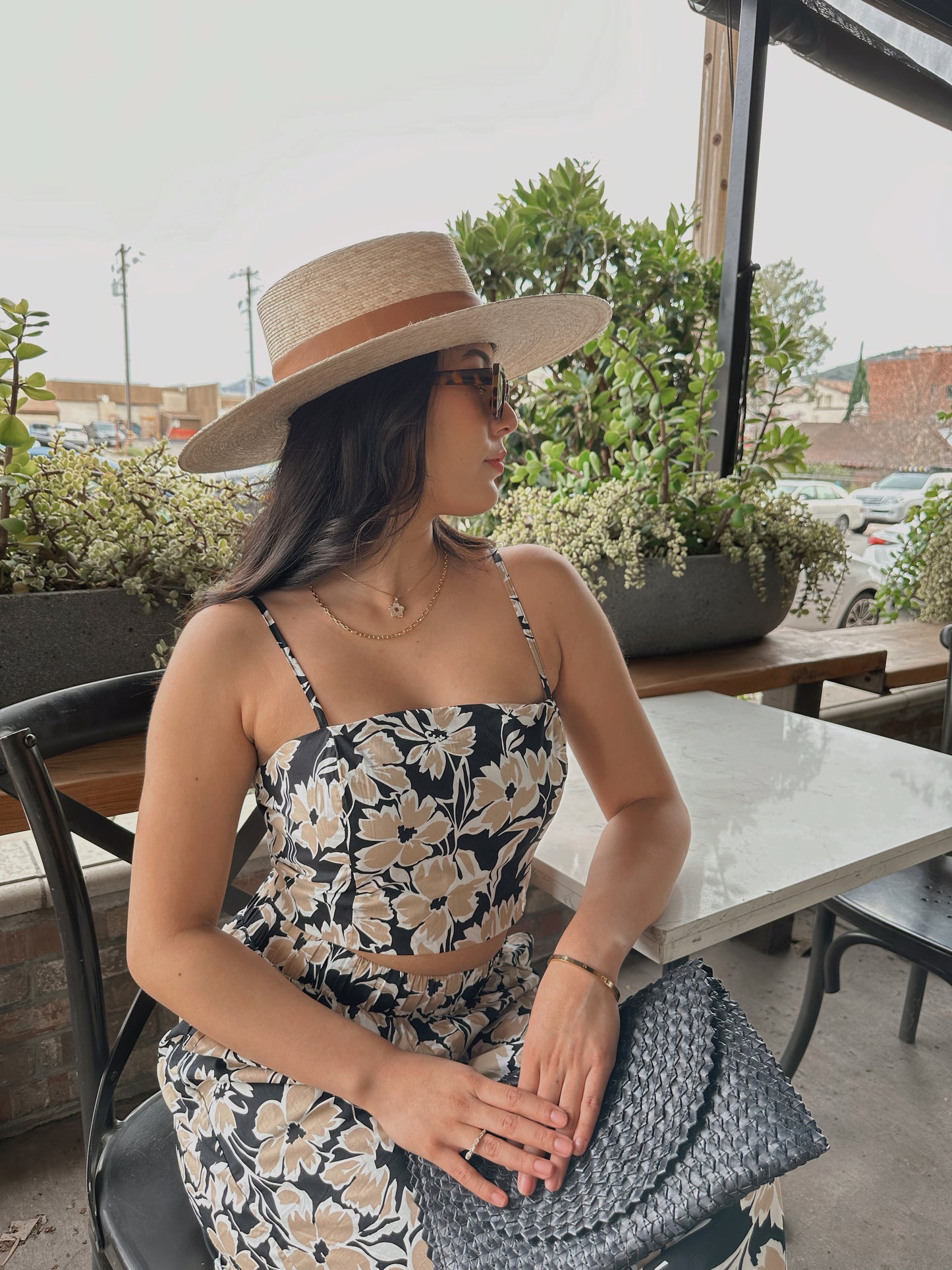 Florencia Spaghetti Strap Crop Top