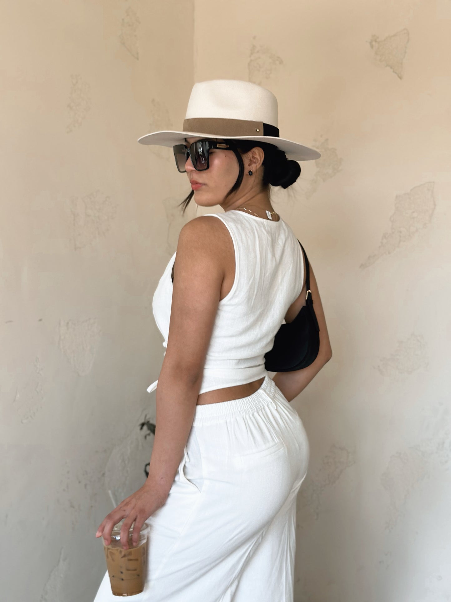 Tied Up Linen Trousers