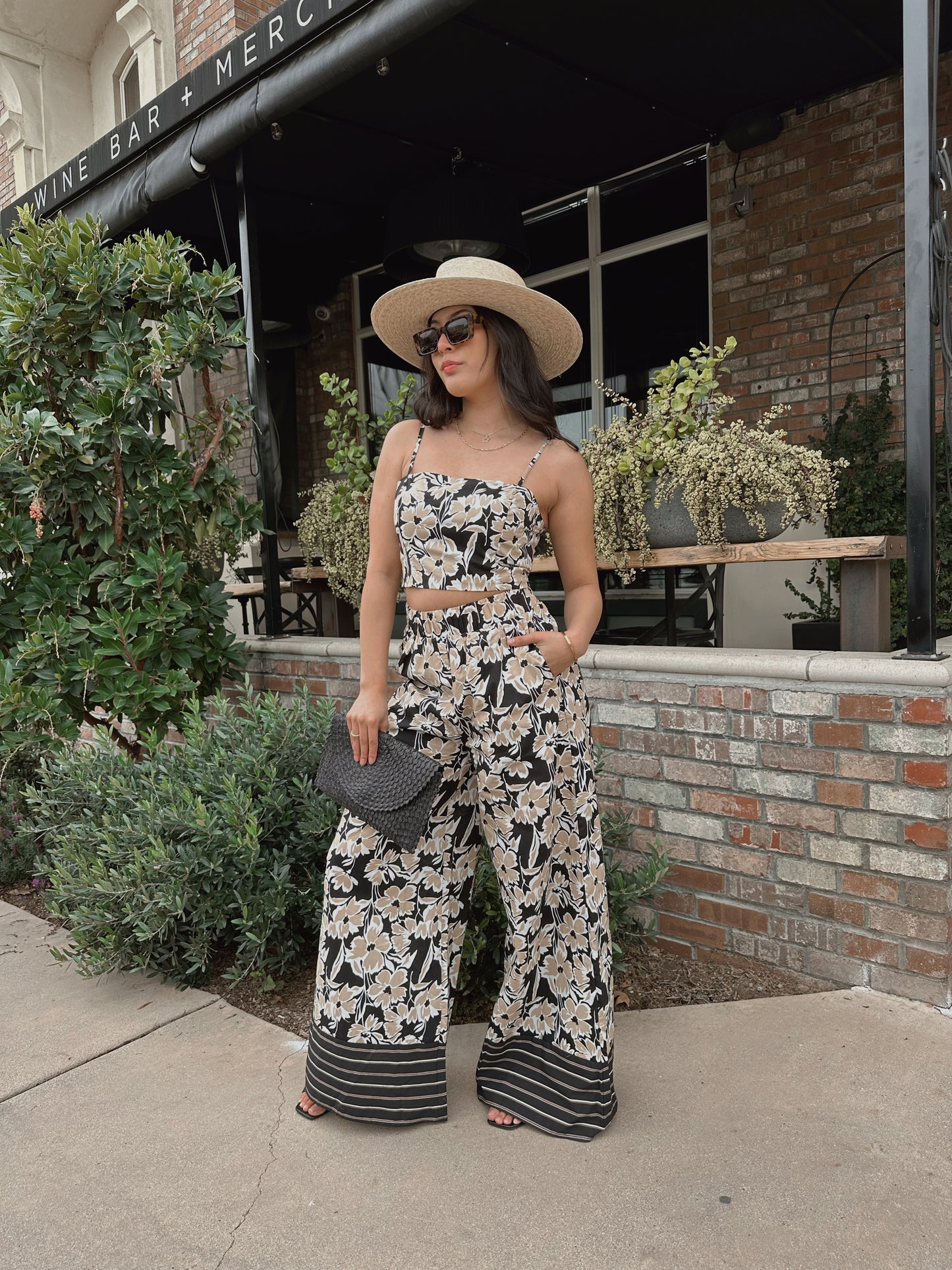 Florencia Wide Leg Pants with Pockets