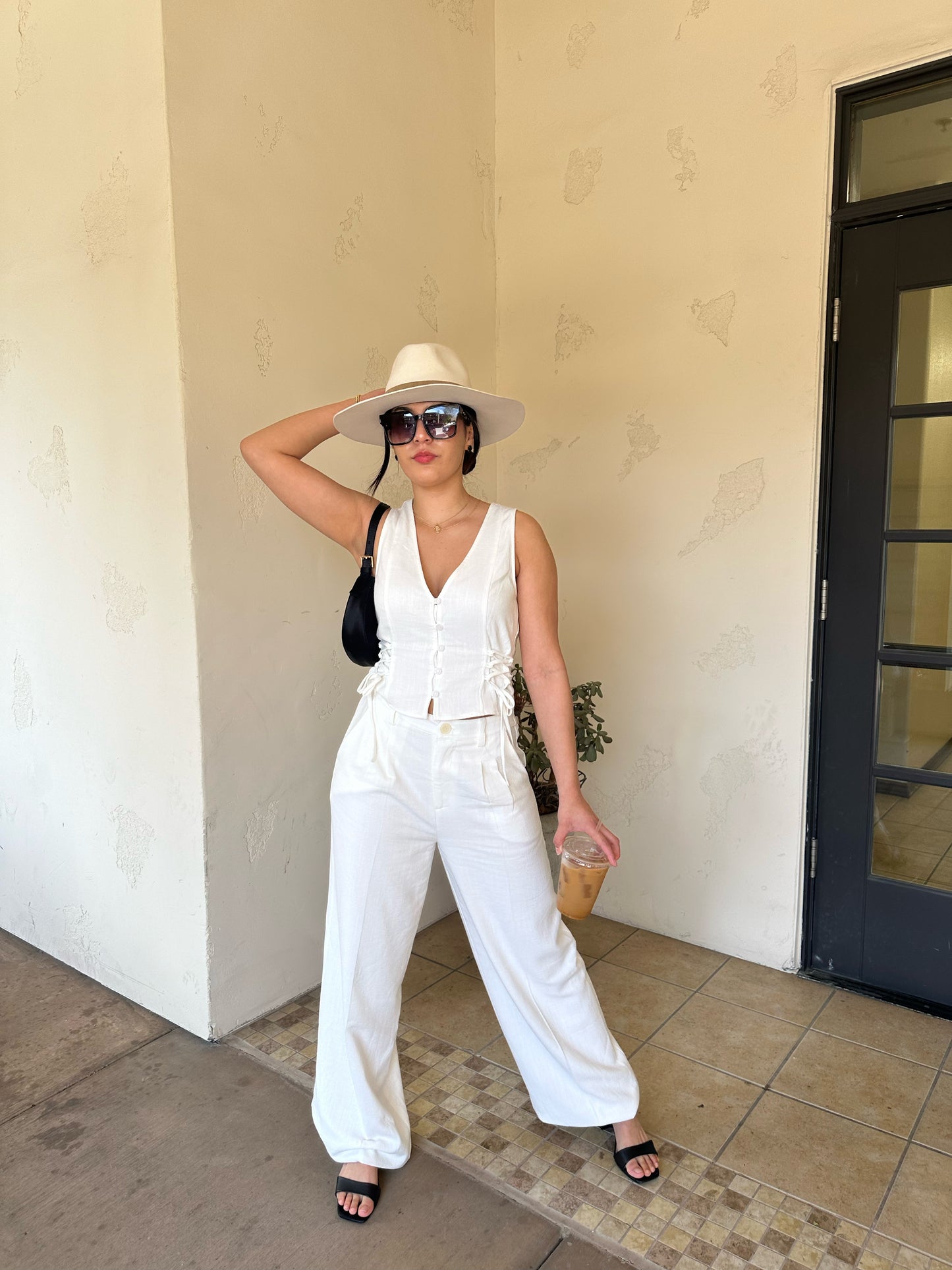 Tied Up Linen Trousers