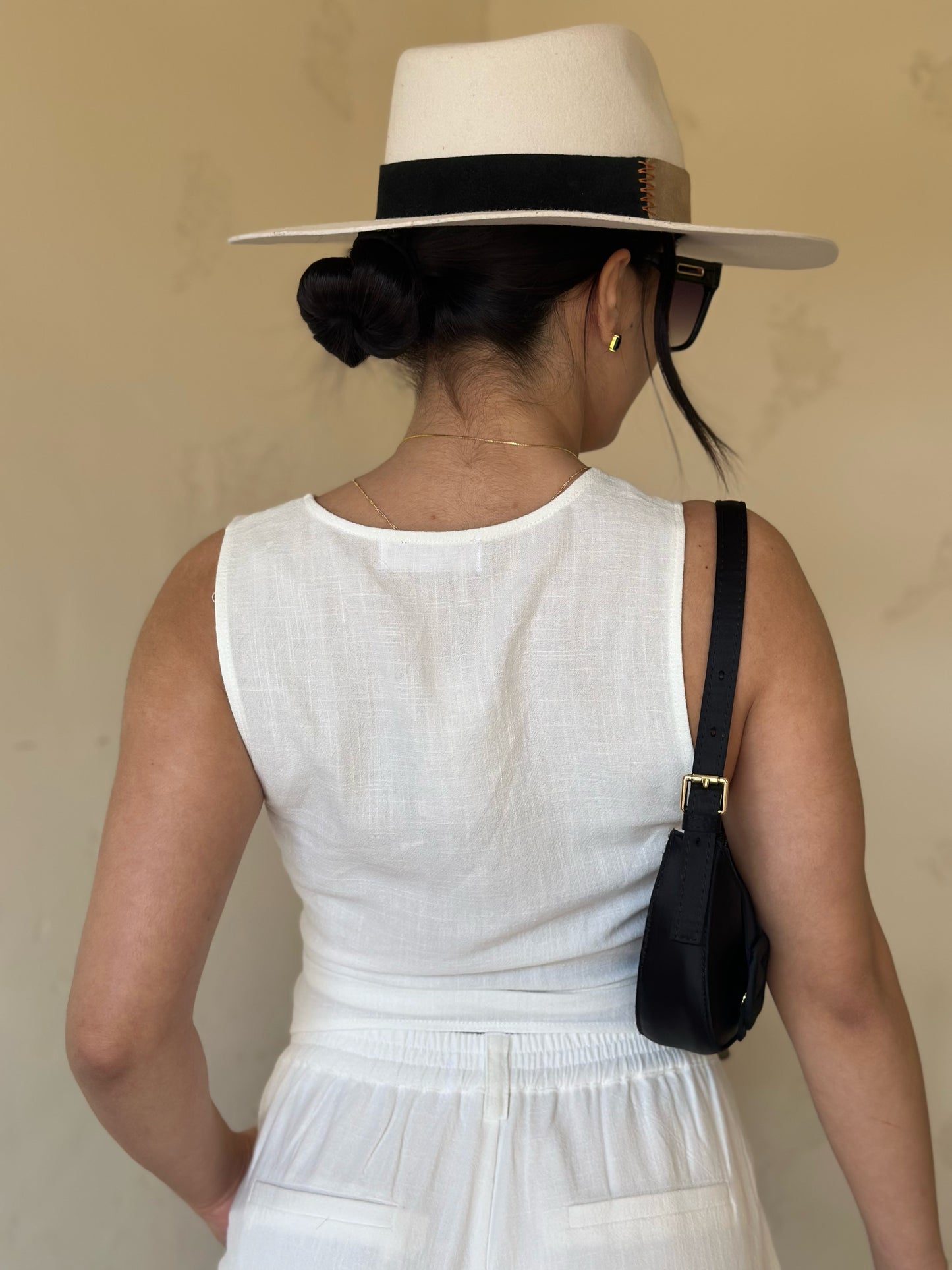 Tied Up Linen Vest
