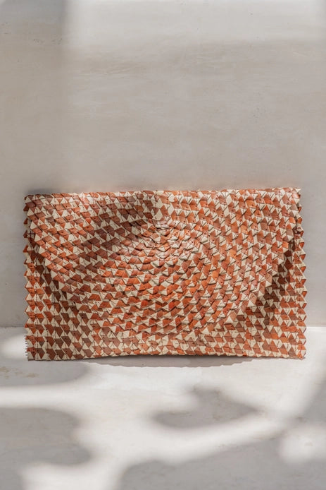 Rattan Clutch
