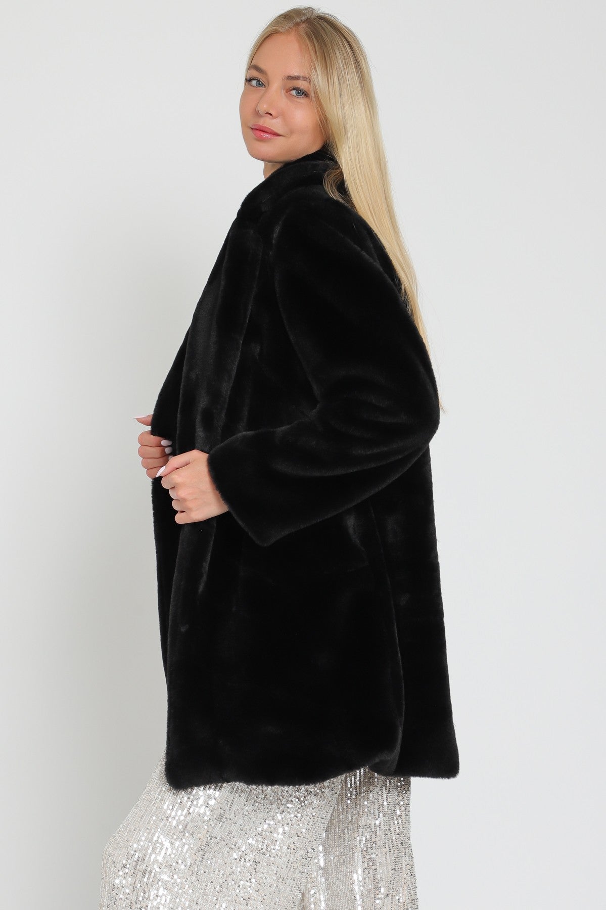 Jacqui Faux Fur Coat