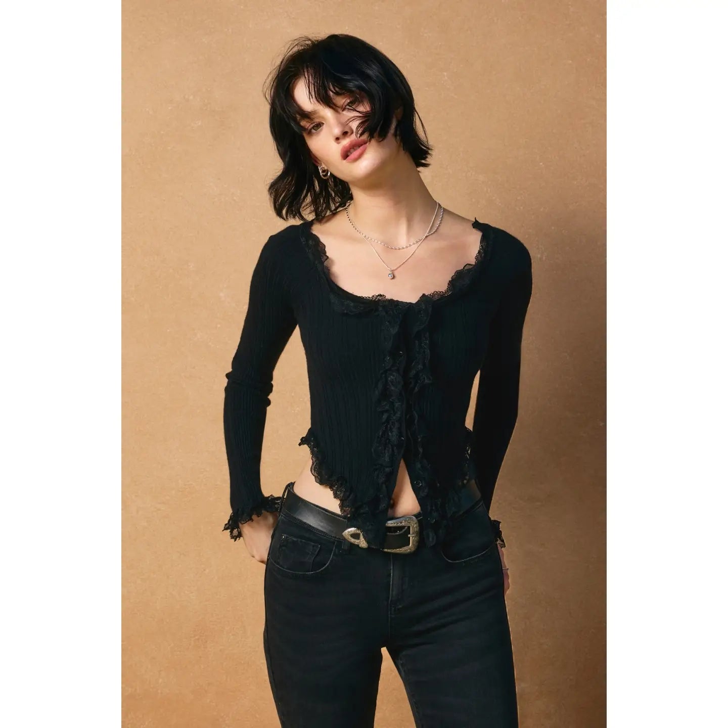 Windward Lace Long Sleeves Sweater