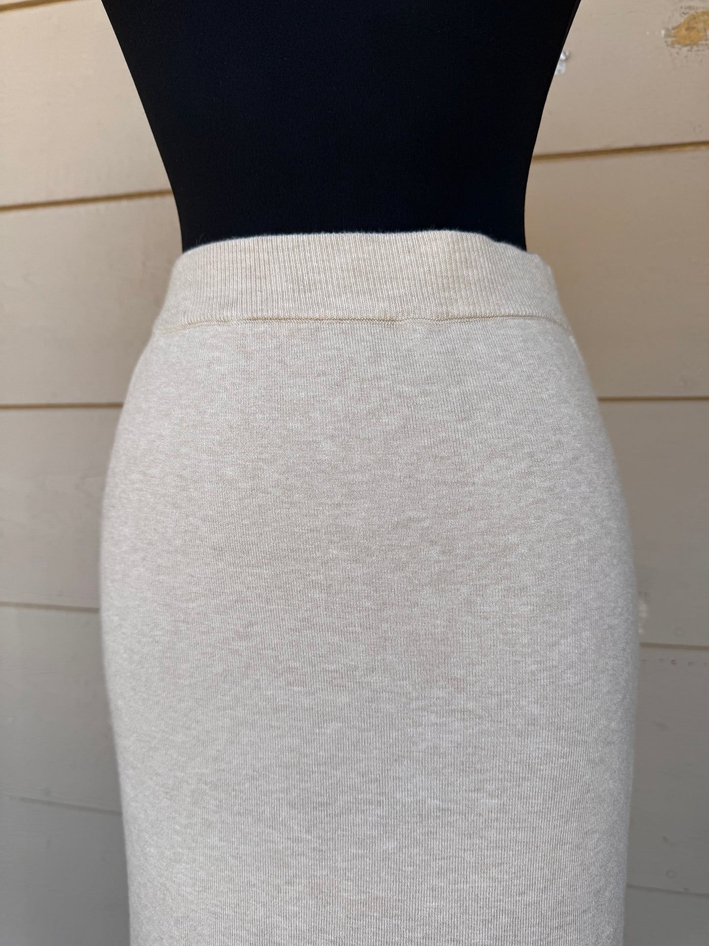Button Bloom Knitted Skirt