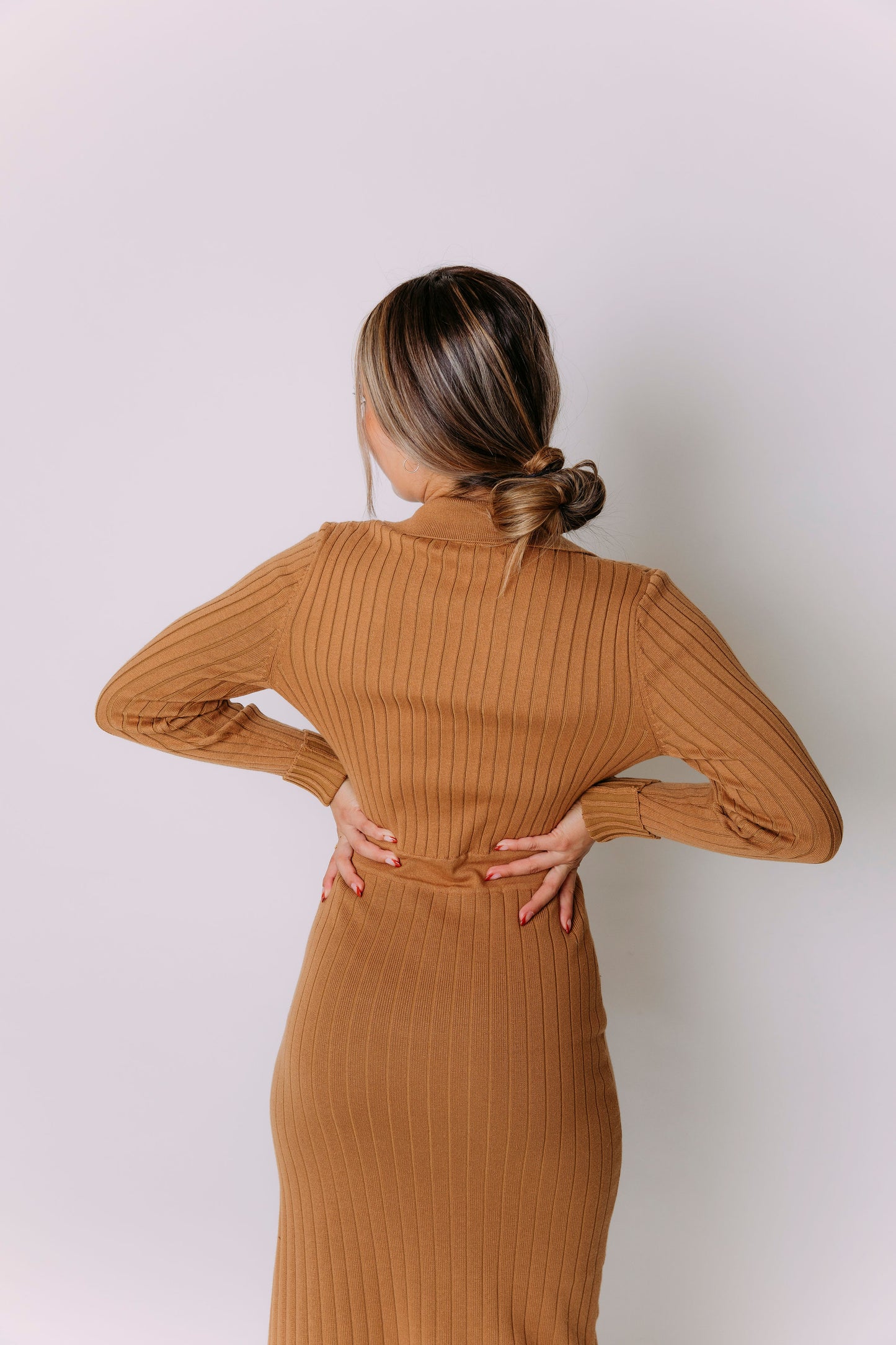 CITY LIFE RIBBED SLIT DRESS