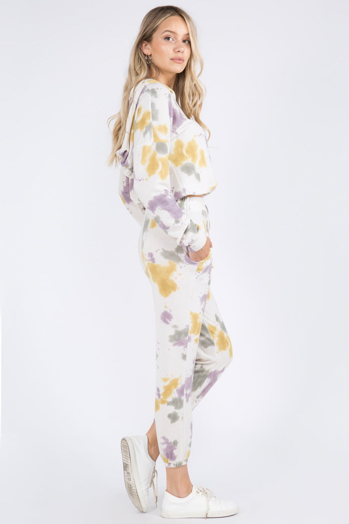 LILIES & LILAC LOUNGE SET