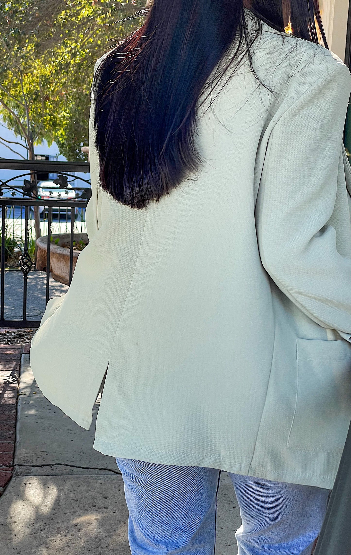SUNDAY BEST POCKETED BLAZER