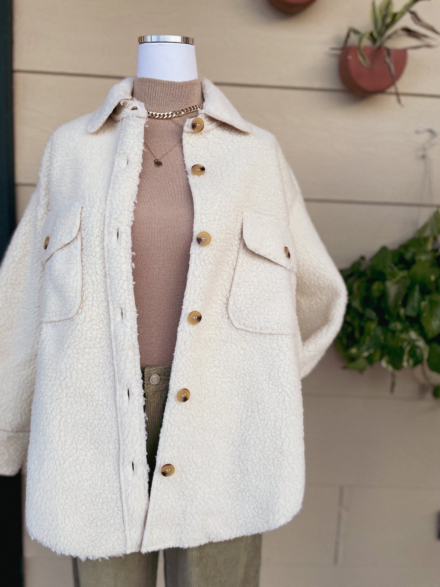 CUDDLE ME OVERSIZED SHERPA JACKET