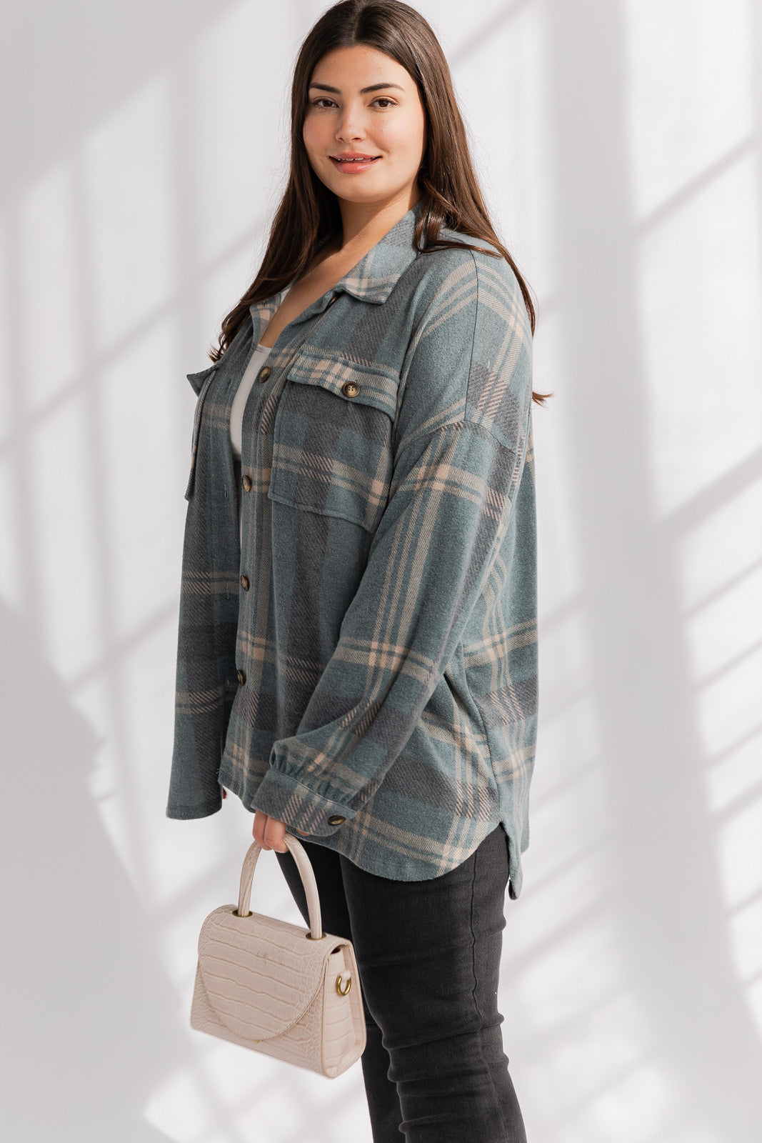 PLUS SIZE CHILLING OUT FLANNEL