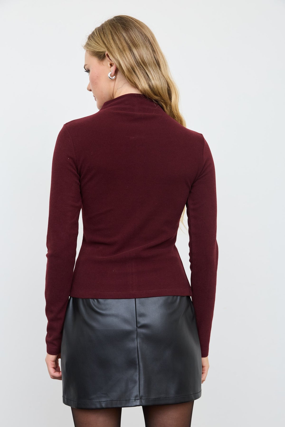 Feeling On Top Knit Long Sleeve Top