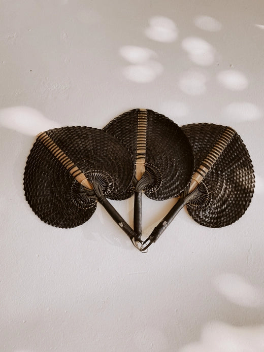 Woven Paradisio Fan in Black