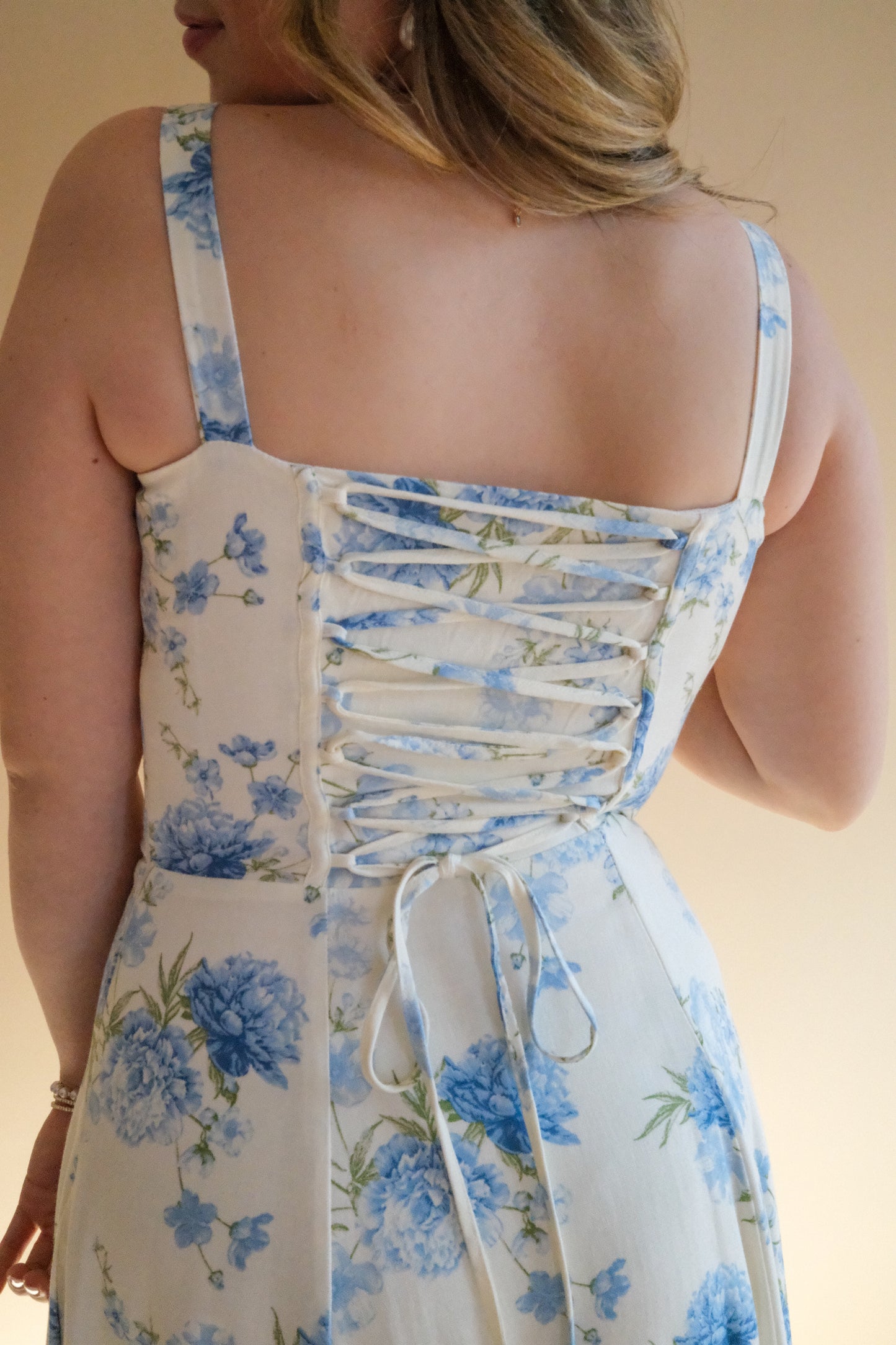 De Porcelana Dress