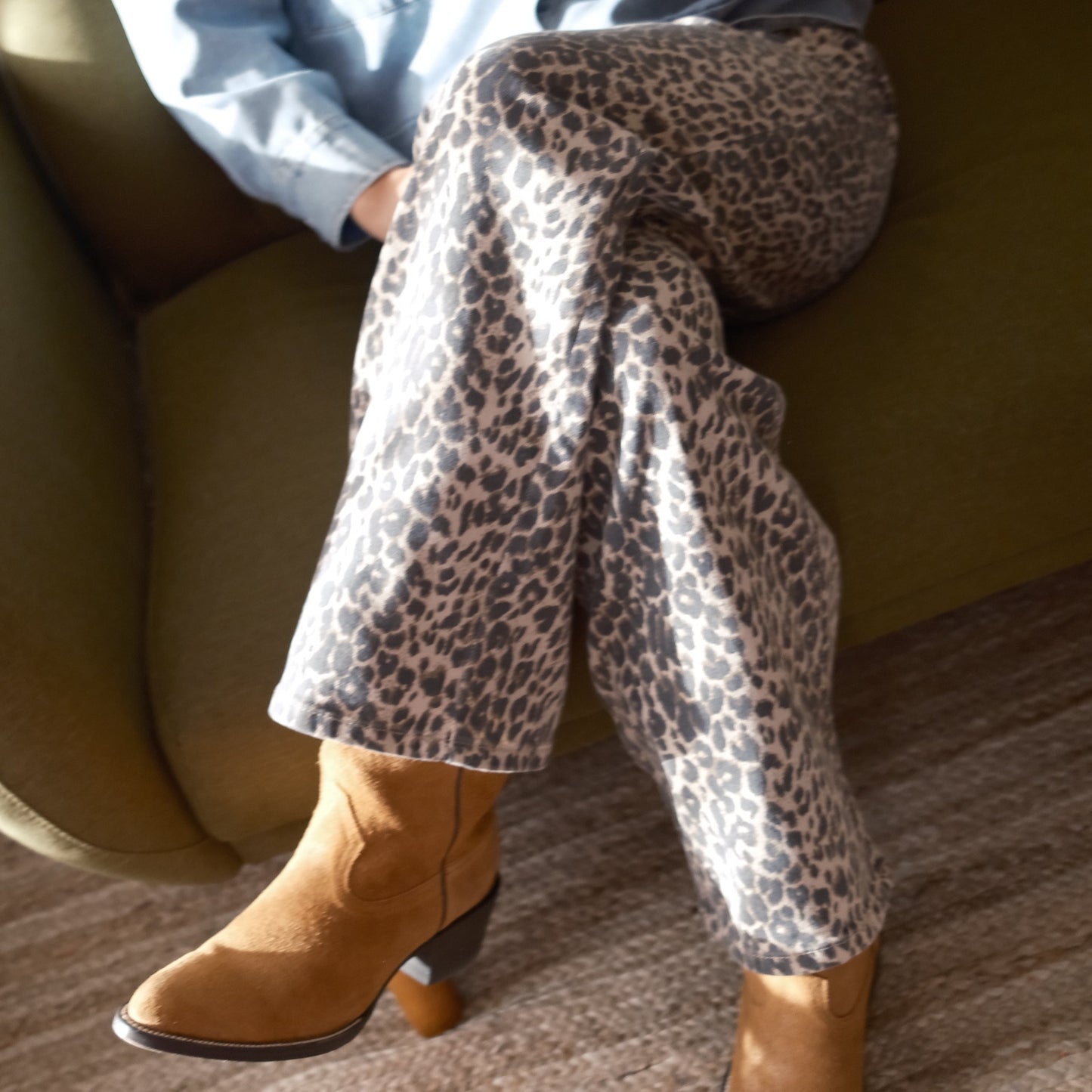 Reina Leopard Print Relaxed Straight Pants