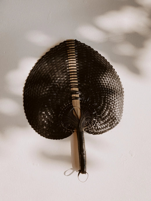 Woven Paradisio Fan in Black