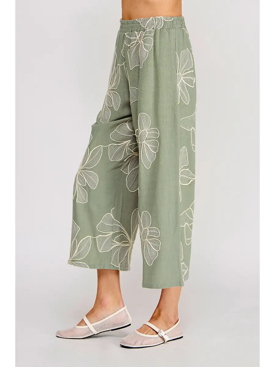 Floral Embroidered Soft Pant
