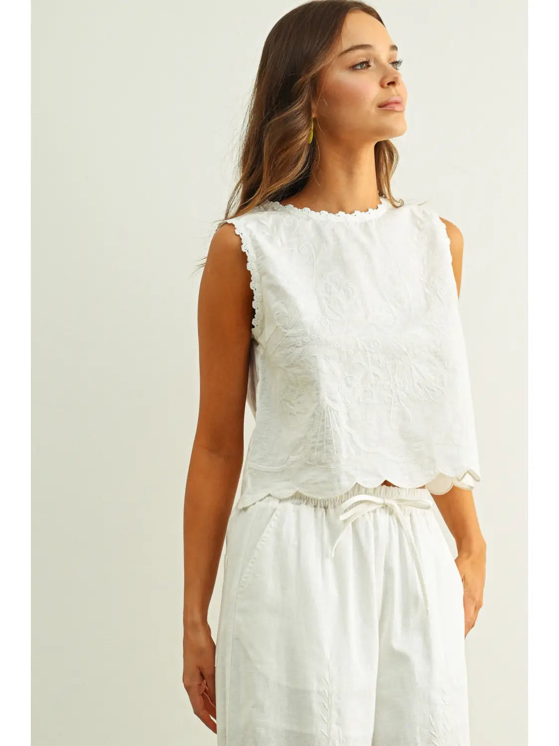 Embrodiery with Tie On the Side Sleeveless Top