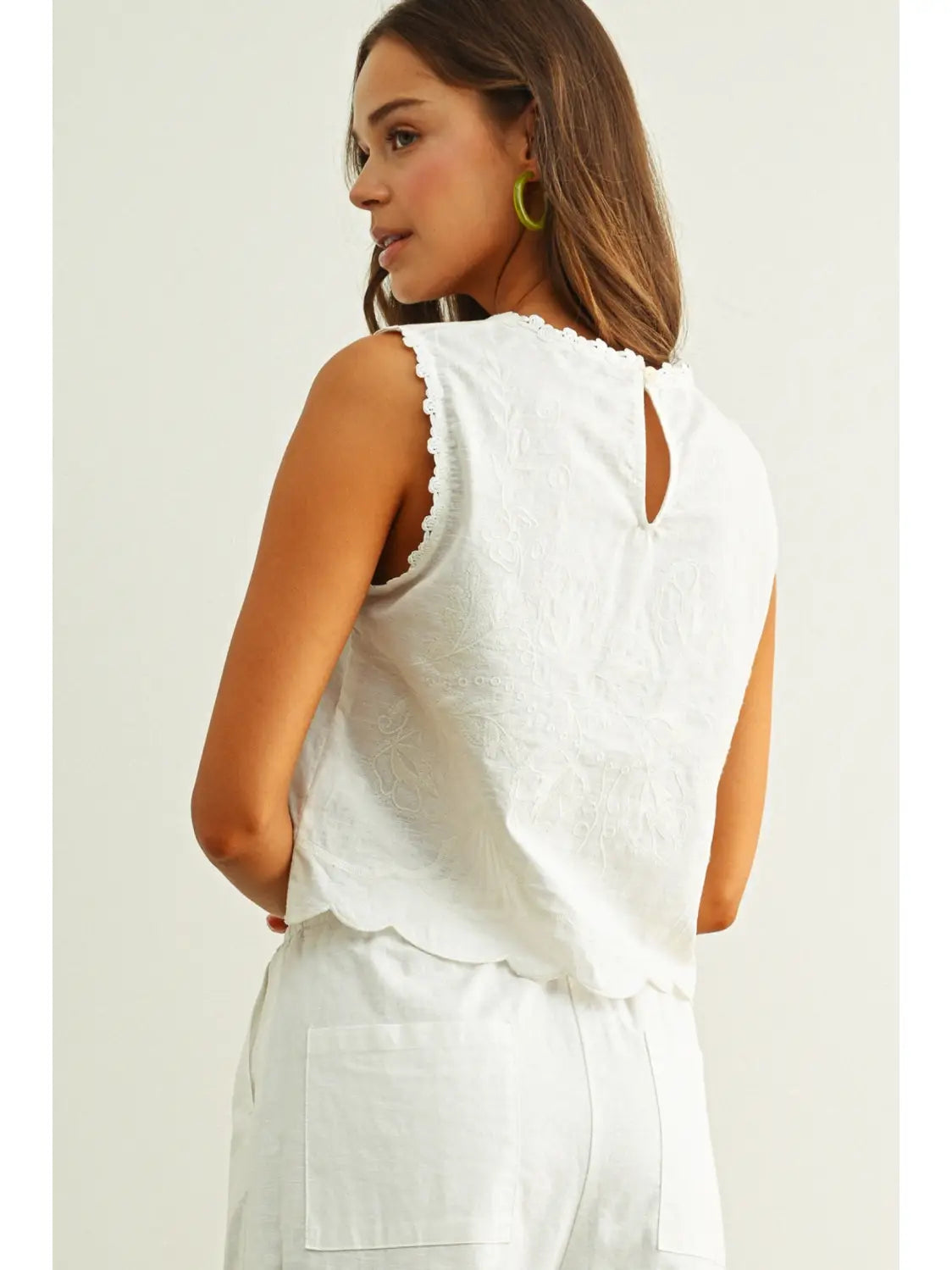 Embrodiery with Tie On the Side Sleeveless Top