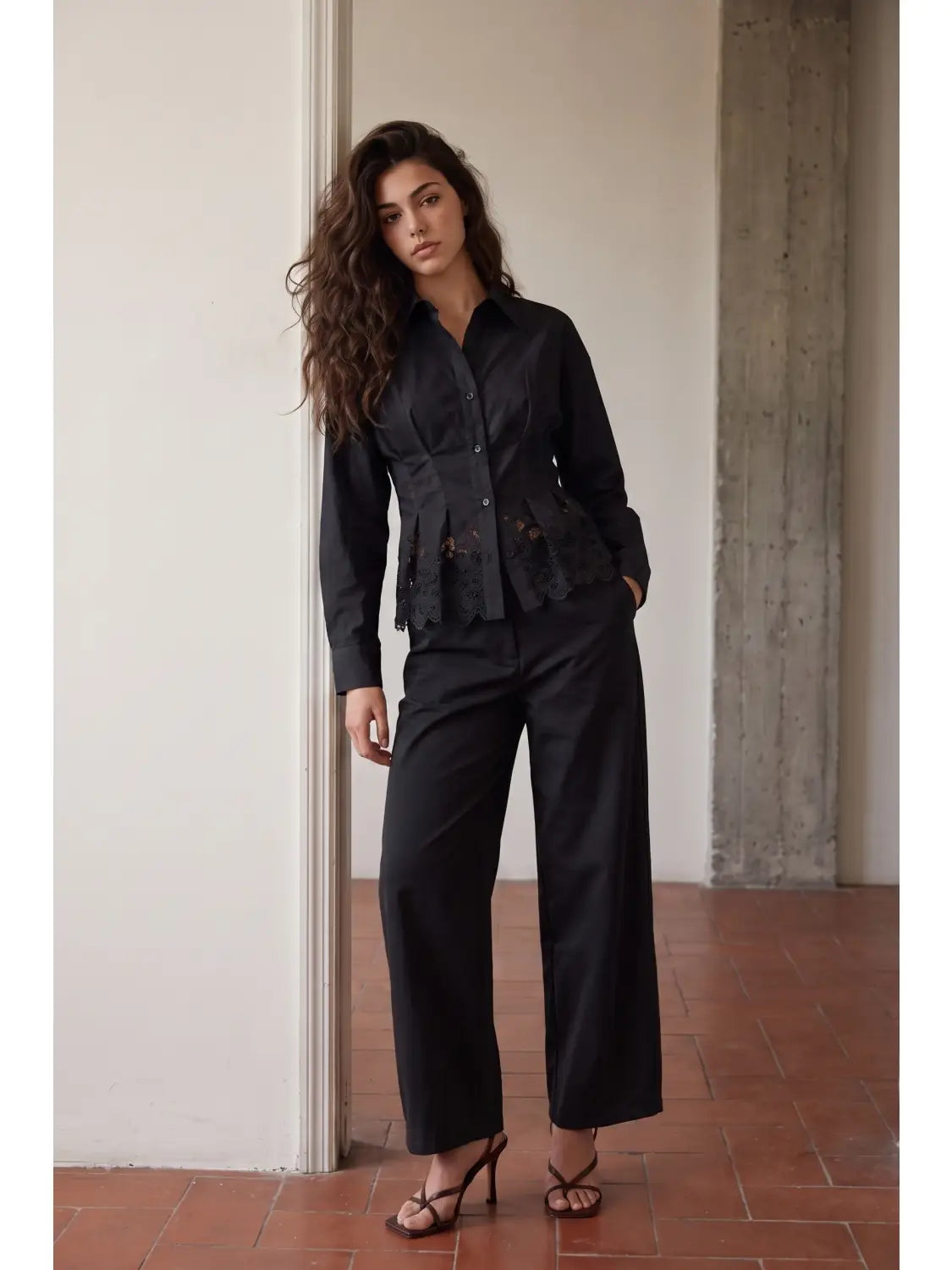 Belted Twill Barrel Pants