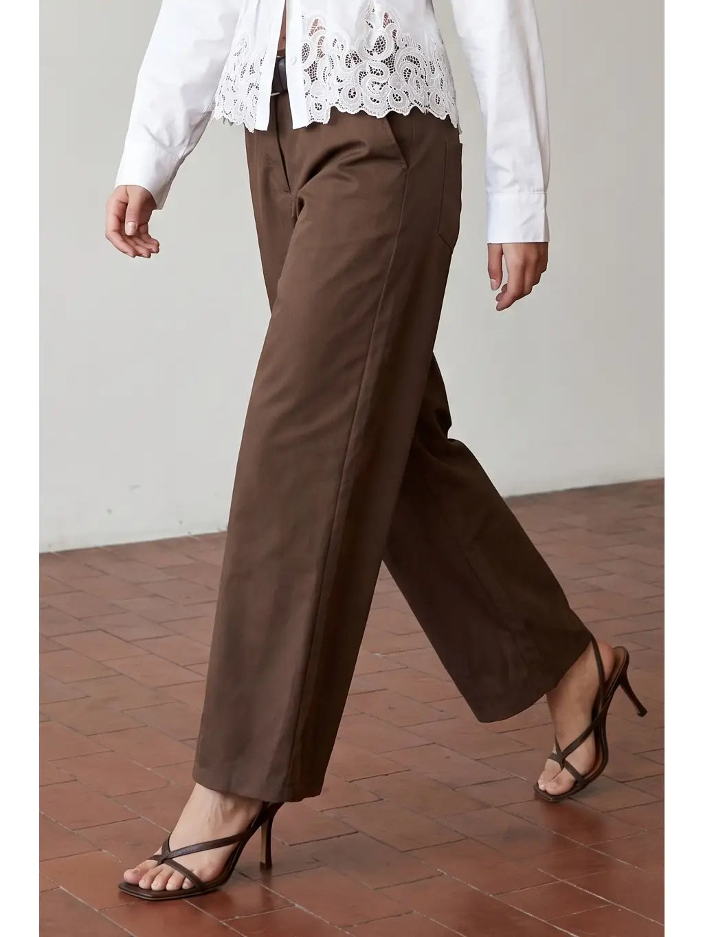 Belted Twill Barrel Pants