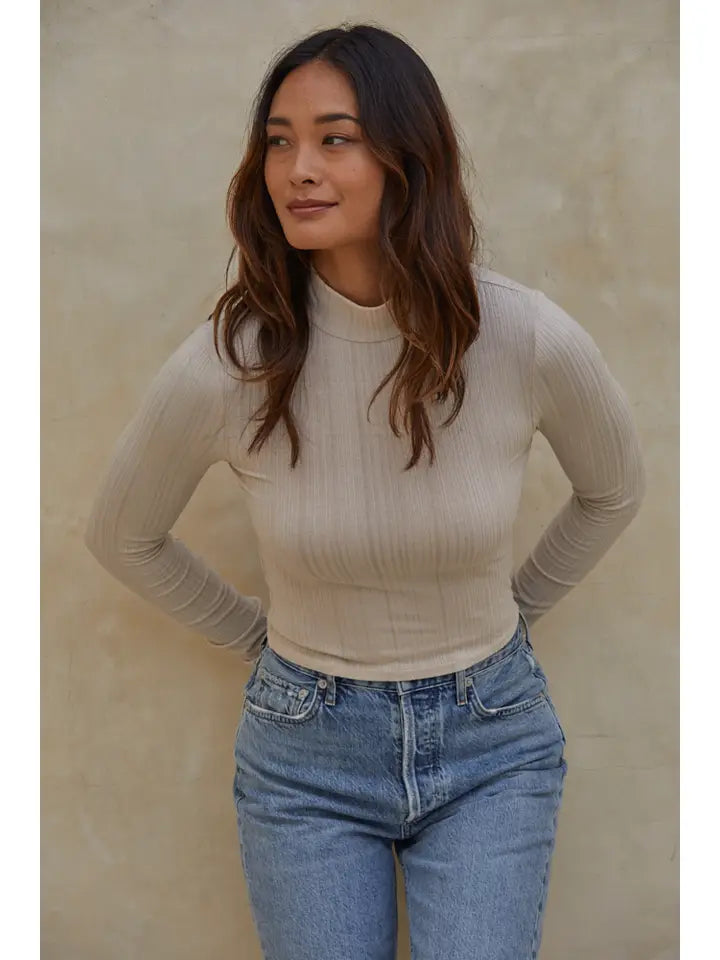 Simply Biased Crop Long Sleeve Top