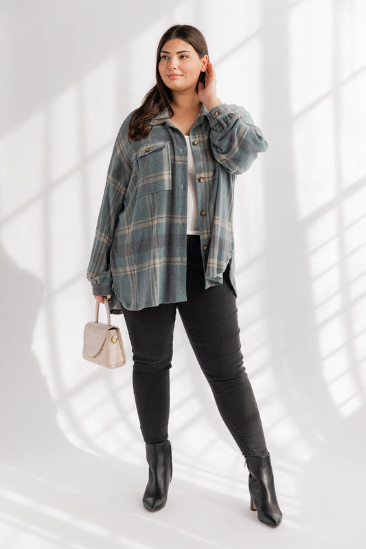 PLUS SIZE CHILLING OUT FLANNEL