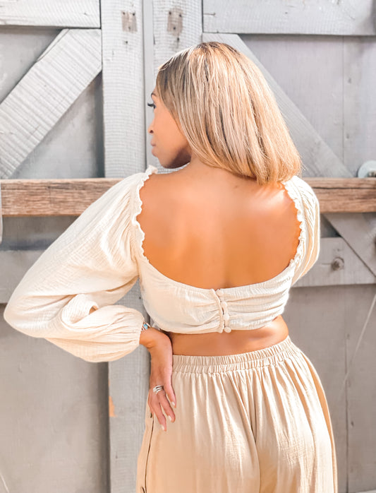 SI SEÑORITA REVERSIBLE RUCHED CROP TOP