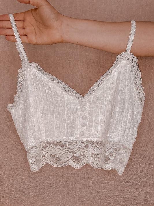 WHITE LACE BRALETTE